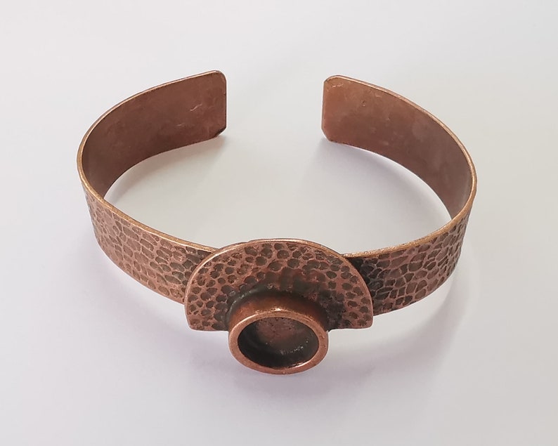 Semi circle hammered bracelet blanks cuff blanks Adjustable bracelet baseAntique copper plated brass (12mm Blank ) G25970