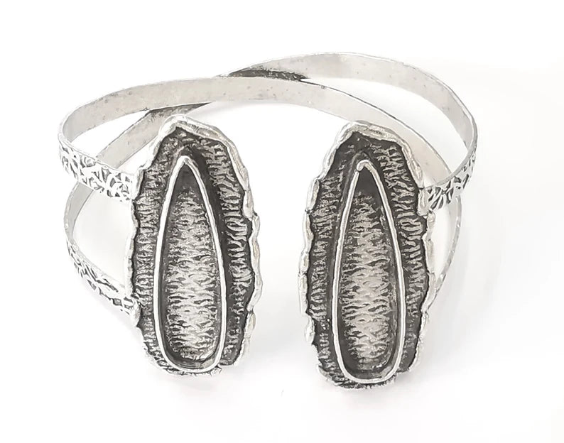 Textured silver bracelet brass cuff blank bezel Glass cabochon base Adjustable antique silver brass (34x9 mm blanks ) G26194