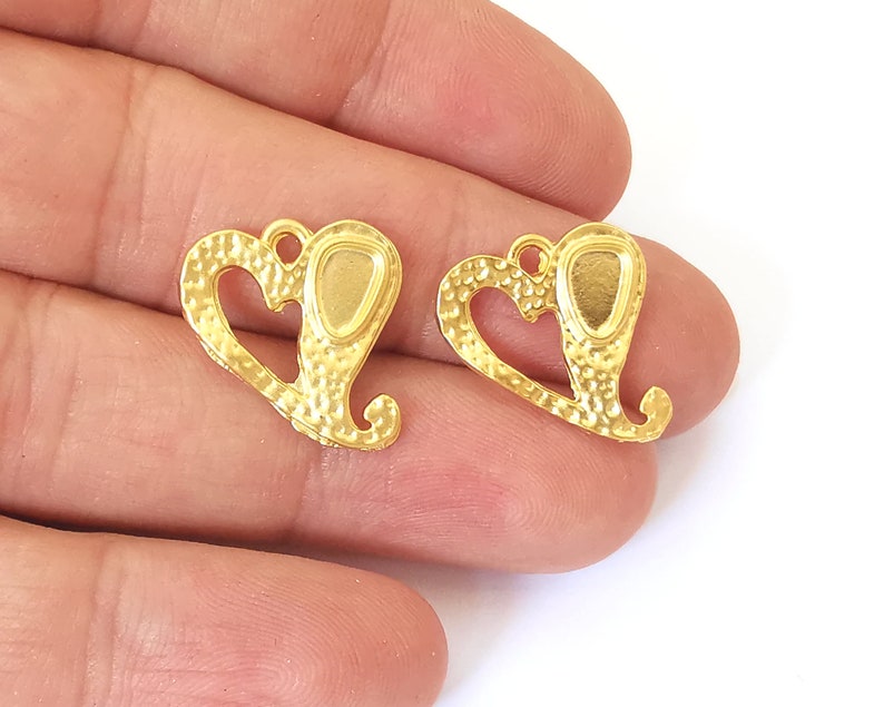 4 Heart charms base blank bezel Gold plated charms (19x18mm) G26018