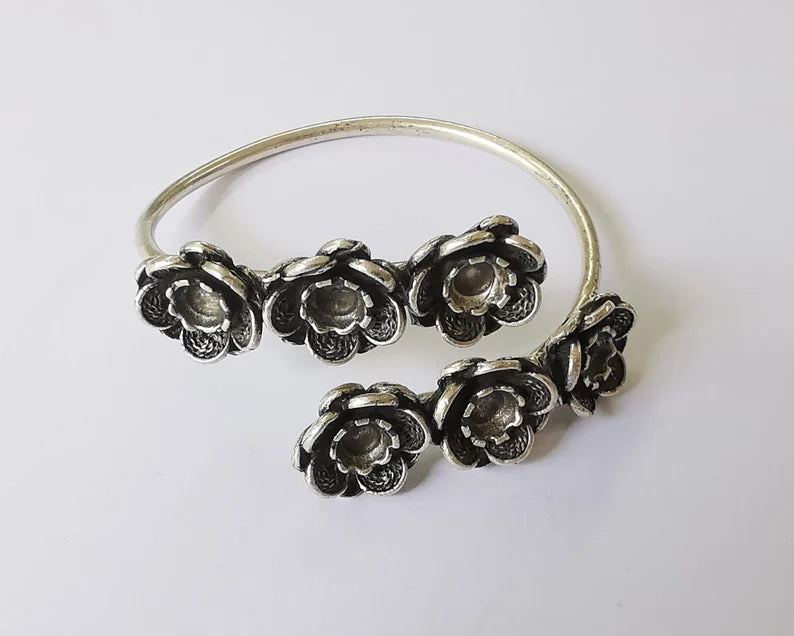 Flowers wire bracelet cuff blank bezel Glass cabochon base Adjustable antique silver plated brass (6mm ) G26036