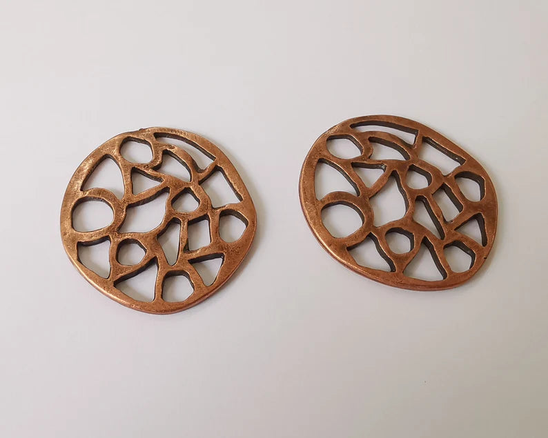2 Round disc charms Antique copper plated charms (41mm) G26039