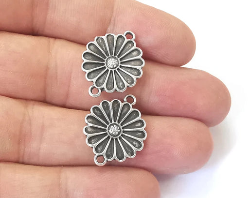 10 Flower charms connector Antique silver plated charms (23x18mm) G26070