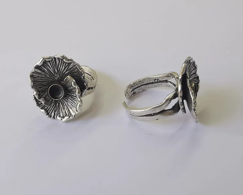 Flower silver ring blank base bezel settings cabochon base Mountings Adjustable (5mm blank) , Antique Silver Plated Brass G26074