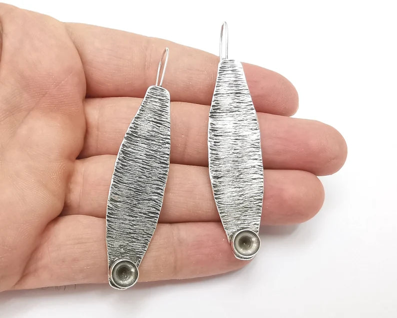 Ethnic brushed earring blank base settings resin cabochon inlay blank mountings Antique silver plated brass (8mm blanks) 1 Set G26244