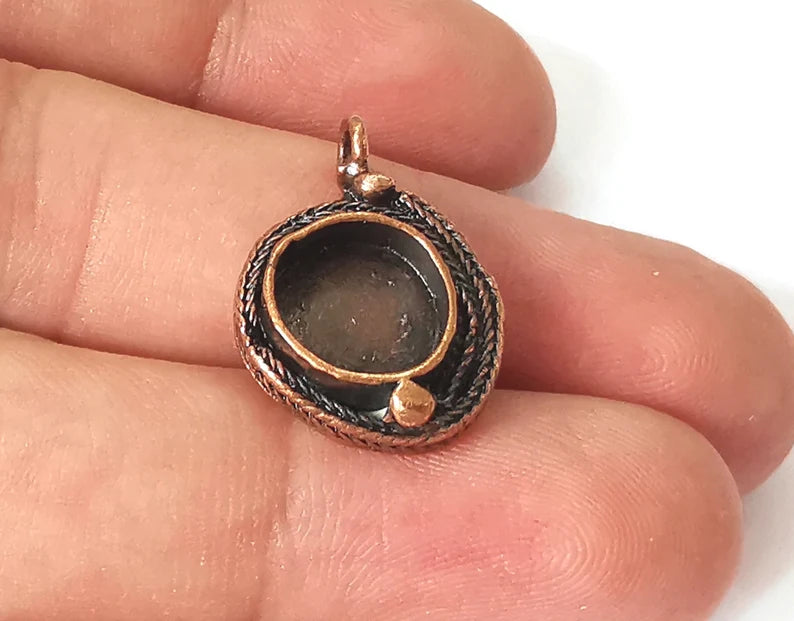 Round pendant blank cabochon bezel Mosaic base inlay blank resin Antique Copper Plated Brass (10mm bezel) G26081