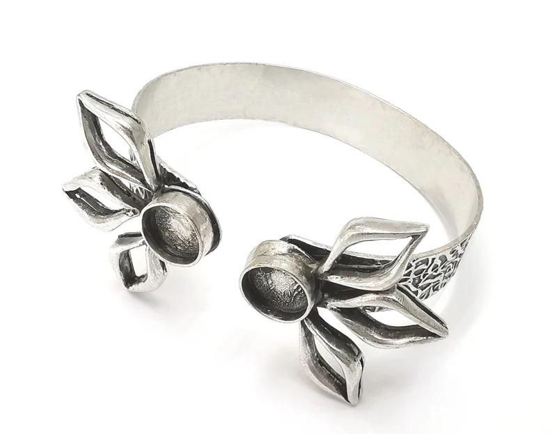 Flower branch silver bracelet brass cuff blank bezel Glass cabochon base Adjustable antique silver brass (10 mm blanks) G26291