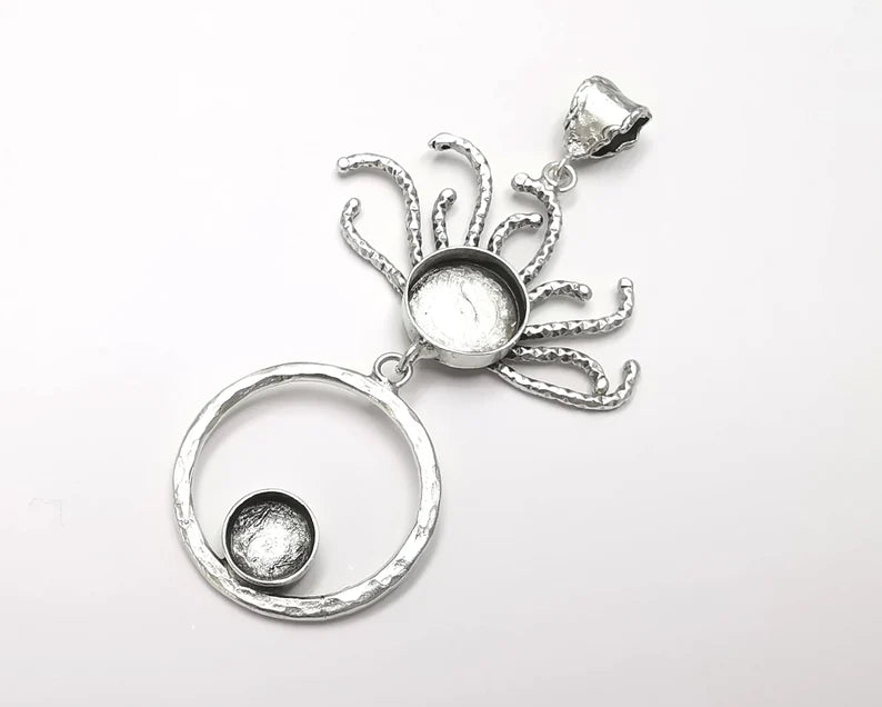 Tentacle pendant base setting bezel blank Antique silver plated brass pendant (89mm) G26346