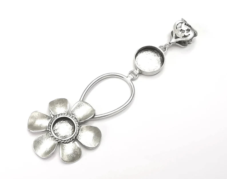 Flower pendant base setting bezel blank Antique silver plated brass pendant (105mm)(14 - 10 mm blanks) G26356