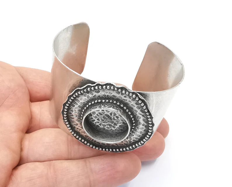 Hammered bracelet brass cuff blank bezel glass cabochon base adjustable Antique Silver plated brass (20mm ) G26376