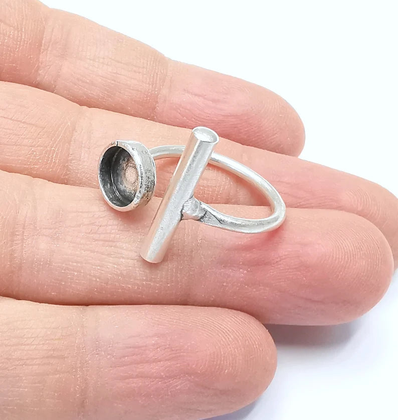 Ring Blanks Silver Rod Round Ring Setting Cabochon Mounting Adjustable Ring Base Bezel Antique Silver Plated Brass (8mm) G26385