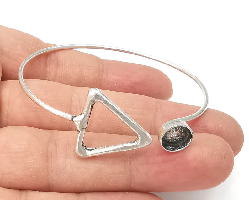 Triangle bracelet brass Cuff blank bezel Glass cabochon base Adjustable Antique silver plated brass (8mm blank) G27980