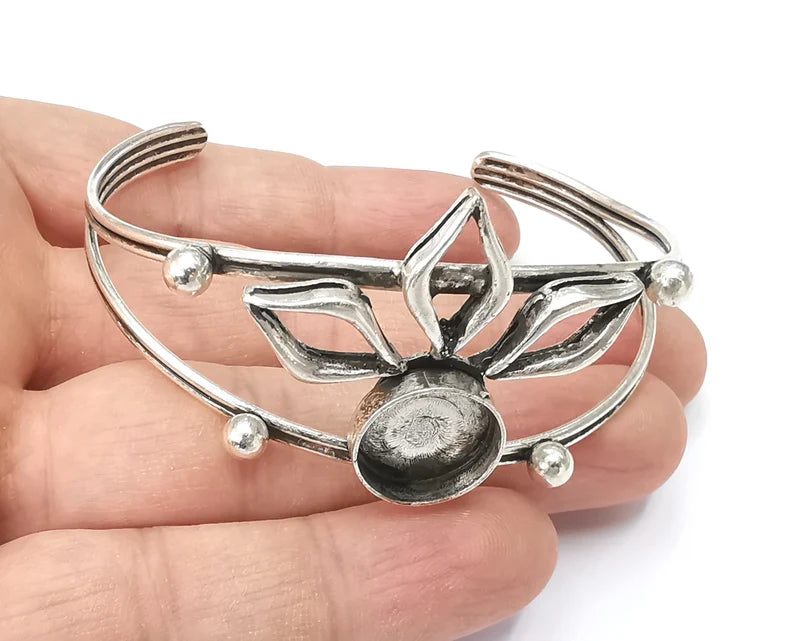 Silver bracelet blank resin cuff dry cuff bezel Glass cabochon base Adjustable Antique Silver plated brass (14mm ) G26399