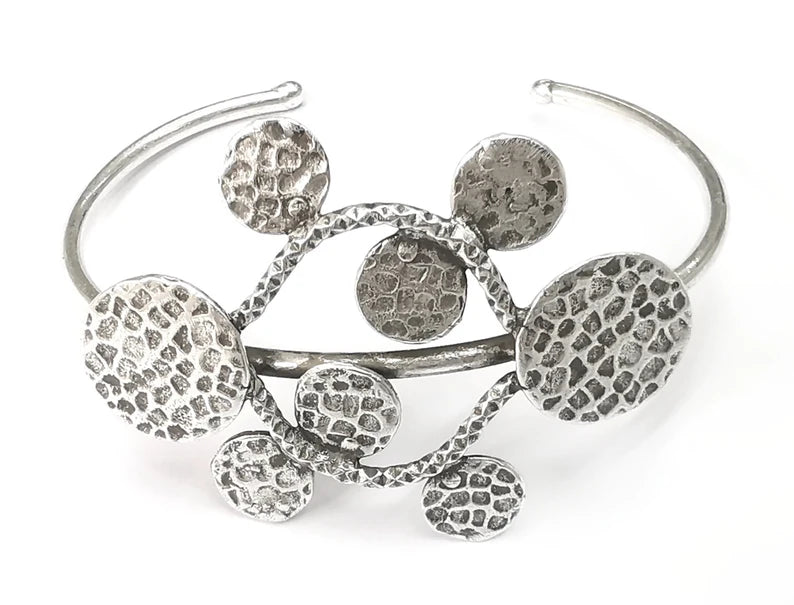 Hammered Disc Bracelet Blank Cuff Bezel Cabochon Base Resin Mountings Adjustable Antique Silver Plated Brass (10-16mm Blanks) G26417