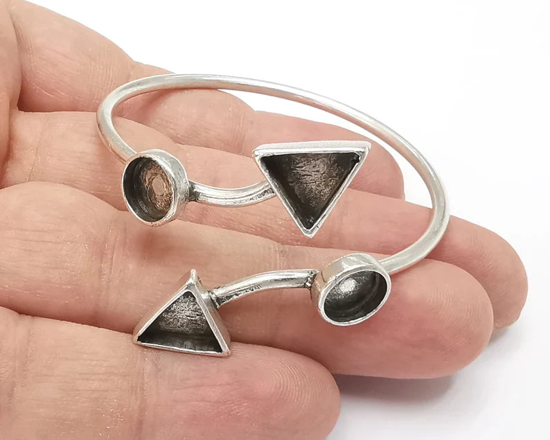 Geometric bracelet cuff blank bezel Glass cabochon base Adjustable antique silver plated brass (10 and 8 mm Blanks) G26241