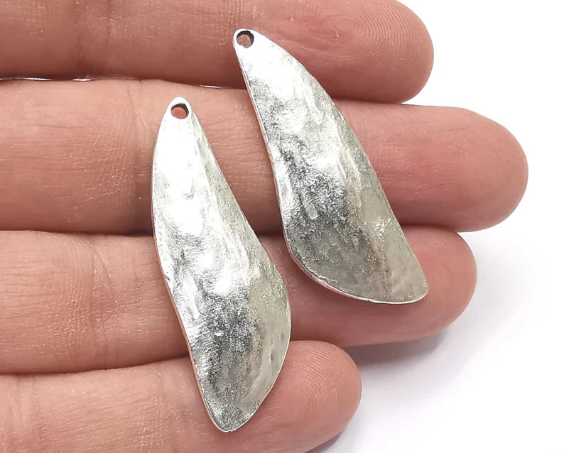 2 Wing silver charms Antique silver plated charms 1 pair (45x15mm) G26270
