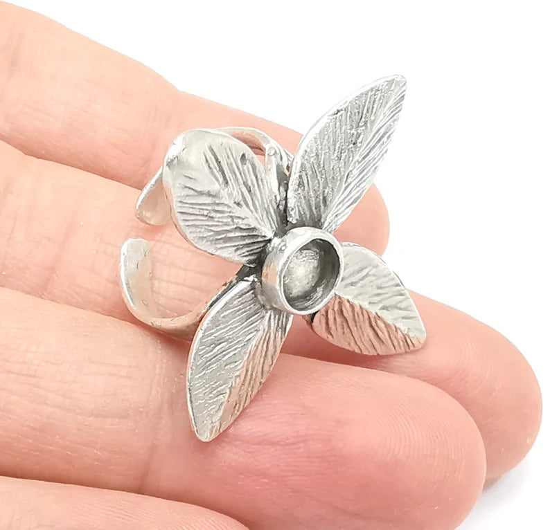 Leaf Ring Bases, Ring Blanks, Ring Bezel Setting, Ring Frame, Cabochon Mountings Adjustable Antique Silver Plated Brass (6mm Blanks) G26465