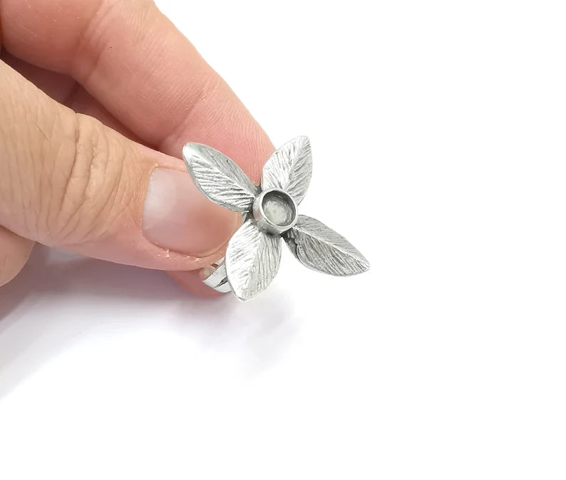 Leaf Ring Bases, Ring Blanks, Ring Bezel Setting, Ring Frame, Cabochon Mountings Adjustable Antique Silver Plated Brass (6mm Blanks) G26465