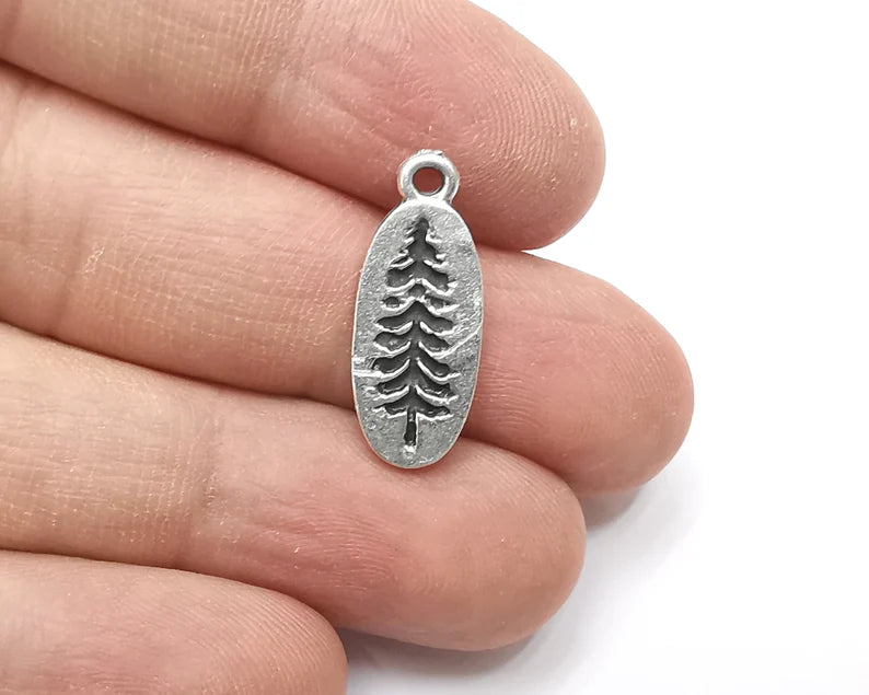 10 Pine tree charms Antique silver plated charms (24x9mm) G26319