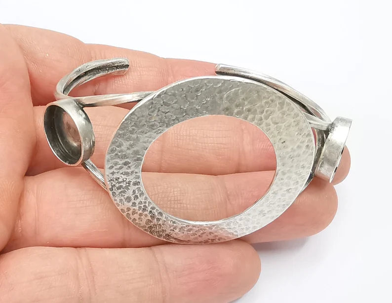 Hammered Disc Bracelet Blank Cuff Bezel Cabochon Base Resin Mountings Adjustable Antique Silver Plated Brass (14mm Blanks) G26483