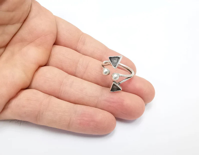 Triangle Silver Ring Setting Blank Cabochon Mounting Adjustable Ring Base Bezel Antique Silver Plated Brass (6mm Blank) G26495