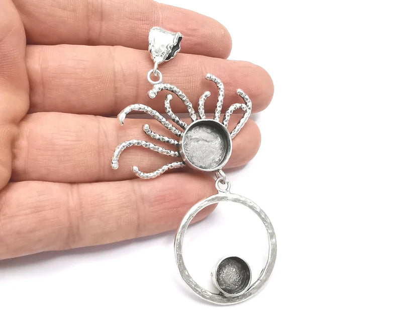 Tentacle pendant base setting bezel blank Antique silver plated brass pendant (89mm) G26346