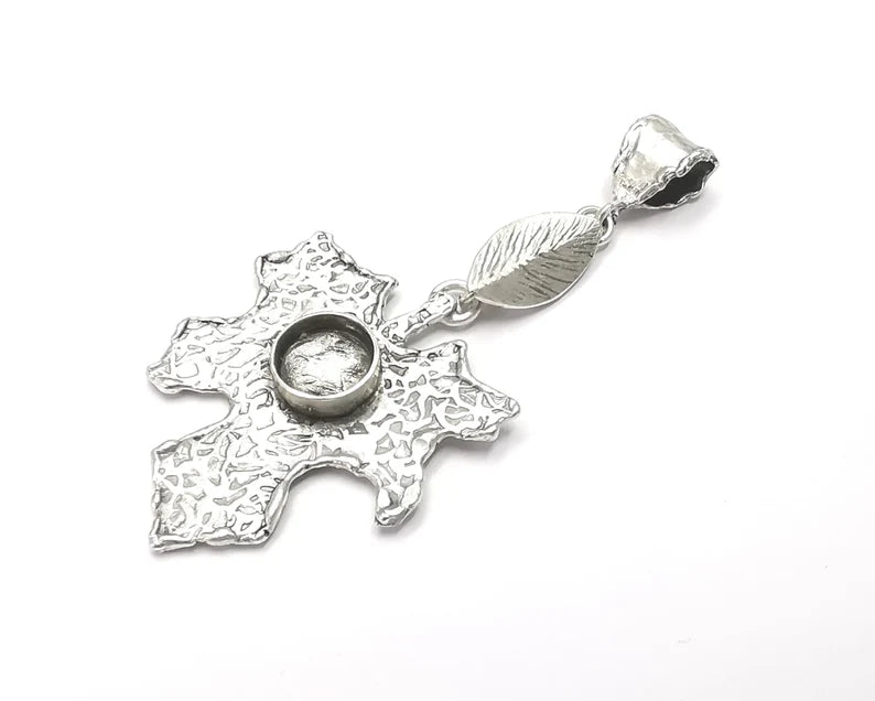 Leaf pendant base setting bezel blank Antique silver plated brass pendant (78mm) G26347