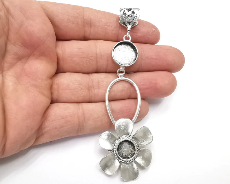 Flower pendant base setting bezel blank Antique silver plated brass pendant (105mm)(14 - 10 mm blanks) G26356