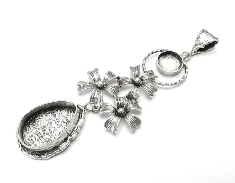 Flowers pendant base setting bezel blank Antique silver plated brass pendant (108mm) G26369