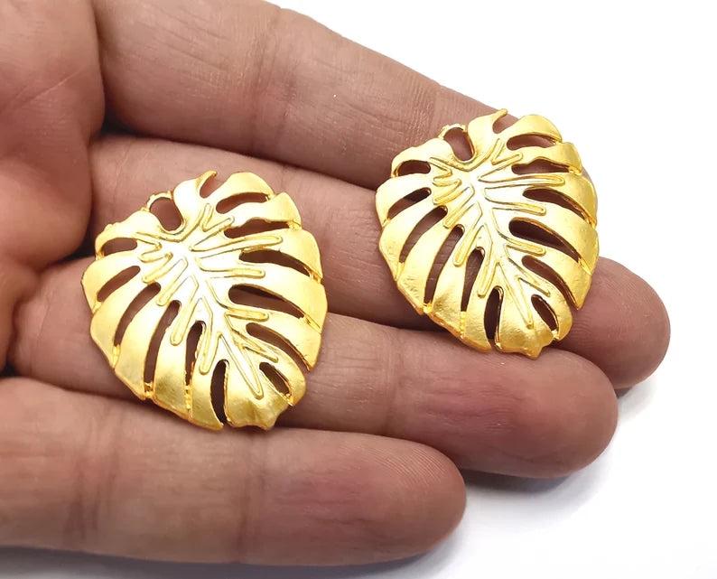 2 Monstera Leaf Charms Gold Plated Charms (33x31mm) G26562