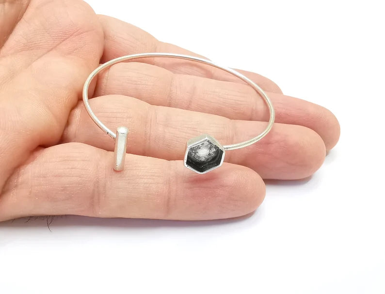 Rod Hexagonal Bracelet Blank Resin Cuff Dry Bezel Cabochon Base Adjustable Antique Silver Plated Brass (8mm Blank) G26570