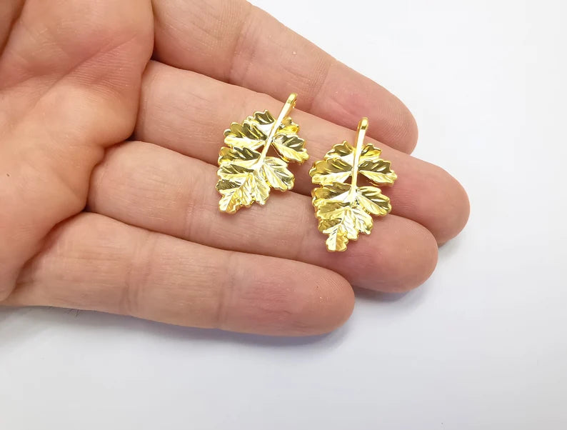 2 Leaf Charms Gold Plated Charms (32x19mm) G26573
