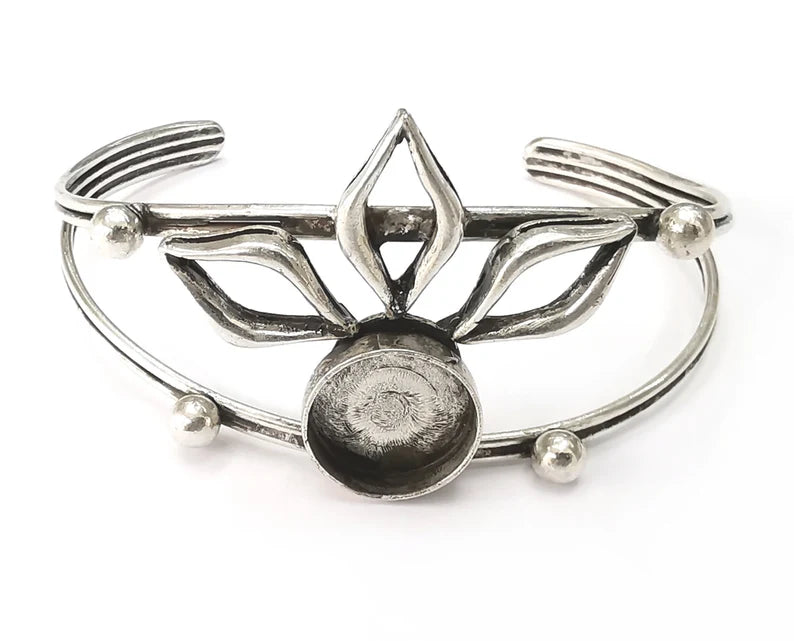 Silver bracelet blank resin cuff dry cuff bezel Glass cabochon base Adjustable Antique Silver plated brass (14mm ) G26399