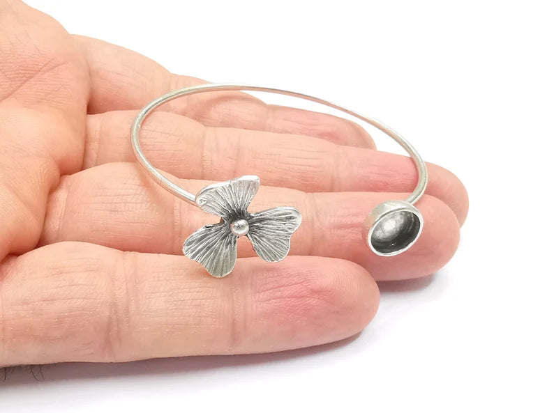 Silver Flower Bracelet Blank Cuff Bezel Cabochon Base Resin Mountings Adjustable Antique Silver Plated Brass (8mm Blanks) G26642