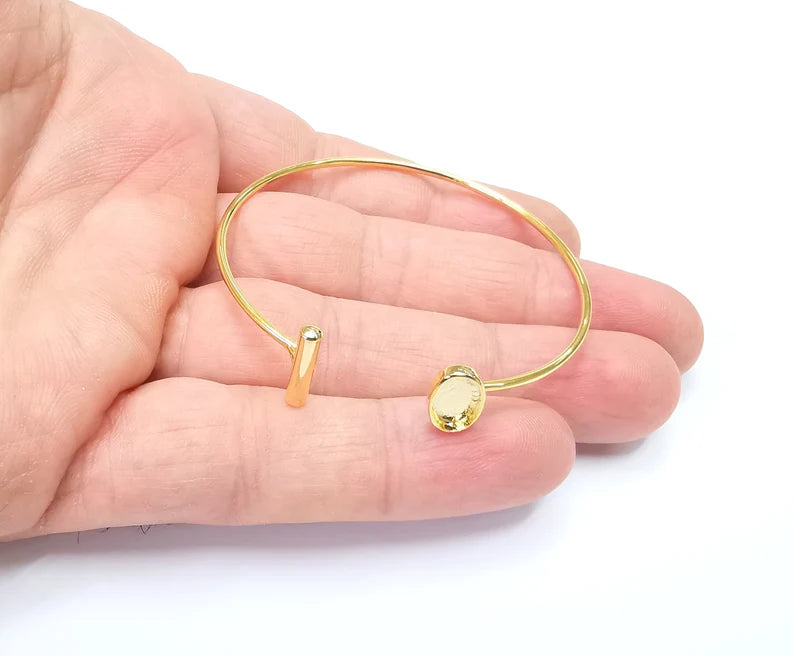Shiny Gold Oval Bracelet Blanks, Cuff Bezels Cabochon Bases Resin Mountings, Cuff Frame, Adjustable Gold Plated Brass (9x6mm bezel) G26659
