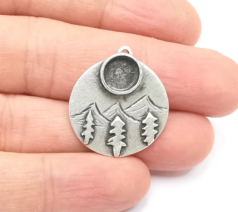 Mountain Pine Tree Charms Blank Resin Bezel Mosaic Mountings Cabochon Setting Antique Silver Plated Brass (27x24mm)(8mm Blank) G26464
