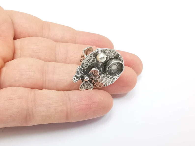 Flower Ball Hammered Disc Blank Silver Ring Setting Cabochon Mounting Adjustable Ring Base Bezel Antique Silver Plated Brass (8mm) G26469