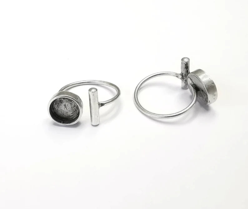 Ring Blanks Silver Rod Round Ring Setting Cabochon Mounting Adjustable Ring Base Bezel Antique Silver Plated Brass (10mm blank) G26473