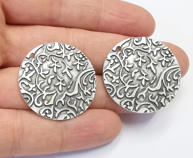 2 Flowers Branch Charms Round Charms Antique Silver Plated Charms (34mm) G26474