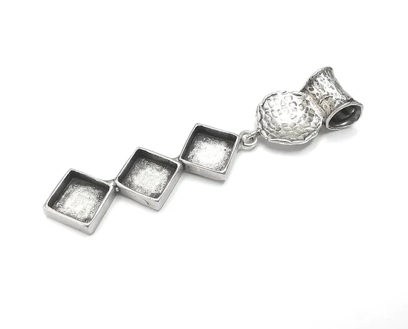 Hammered Dangle Pendant Blank Resin Bezel Mosaic Mountings Cabochon Setting Antique Silver Plated Brass (82x14mm)(10mm Bezel Size) G26720