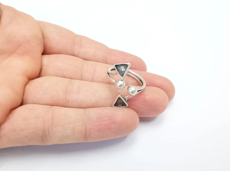 Triangle Silver Ring Setting Blank Cabochon Mounting Adjustable Ring Base Bezel Antique Silver Plated Brass (6mm Blank) G26495