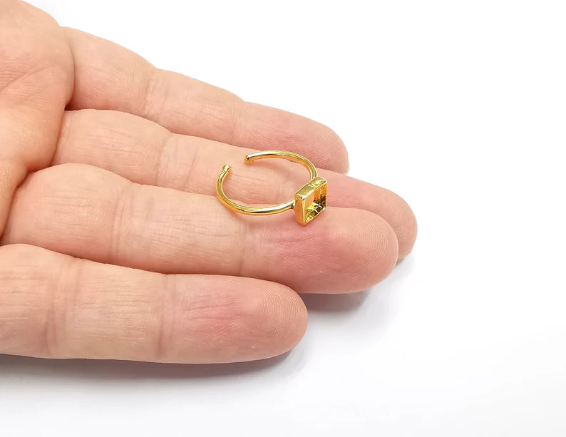 Shiny Gold Square Ring Bezels Ring Settings Resin Ring Backs Cabochon Mounting Gold Plated Brass Adjustable Ring Base (6mm blank) G26527