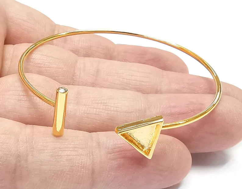Rod Triangle Bracelet Blank Cuff Bezels Cabochon Bases Resin Mountings, Cuff Frame Adjustable Shiny Gold Plated Brass (8mm bezel) G26547