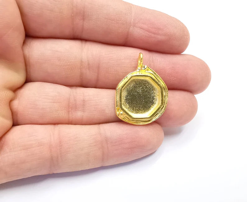 Octagon Pendant Blank Gold Plated Pendant (28x21mm) (16mm Blank Size) G26779