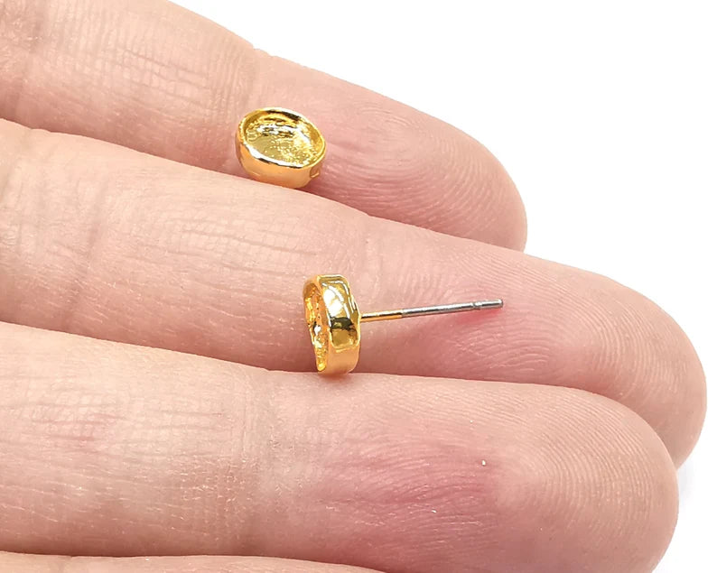 2 Round Earring Stud Base Shiny Gold Plated Brass Earring 1 pair (6mm blank) G26552