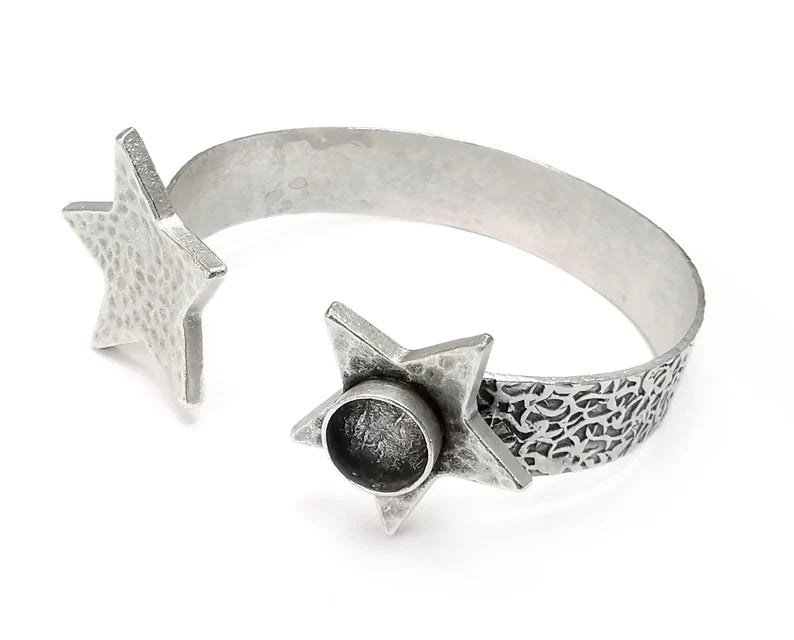 Star Bracelet Blank Cuff Bezel Cabochon Base Resin Mountings Adjustable Antique Silver Plated Brass (10mm Blank) G26796