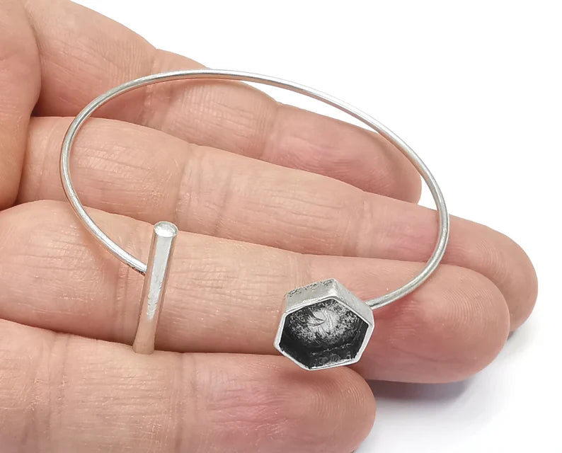 Rod Hexagonal Bracelet Blank Resin Cuff Dry Bezel Cabochon Base Adjustable Antique Silver Plated Brass (10 mm Blank) G26556