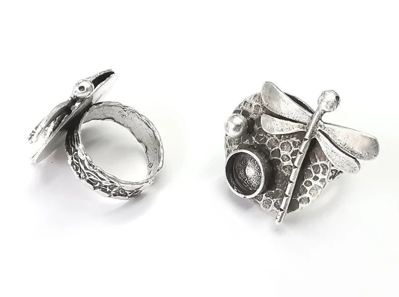 Dragonfly Ball Hammered Disc Blank Silver Ring Setting Cabochon Mounting Adjustable Ring Base Bezel Antique Silver Plated Brass (8mm) G26580