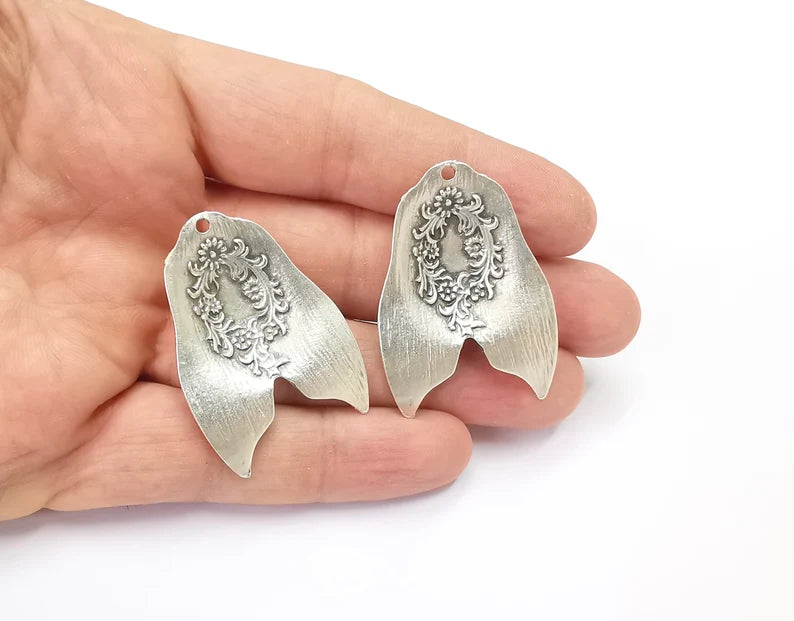 2 Branch Plant Fish Tail Charms Antique Silver Plated Pendant (43x31mm) G26593