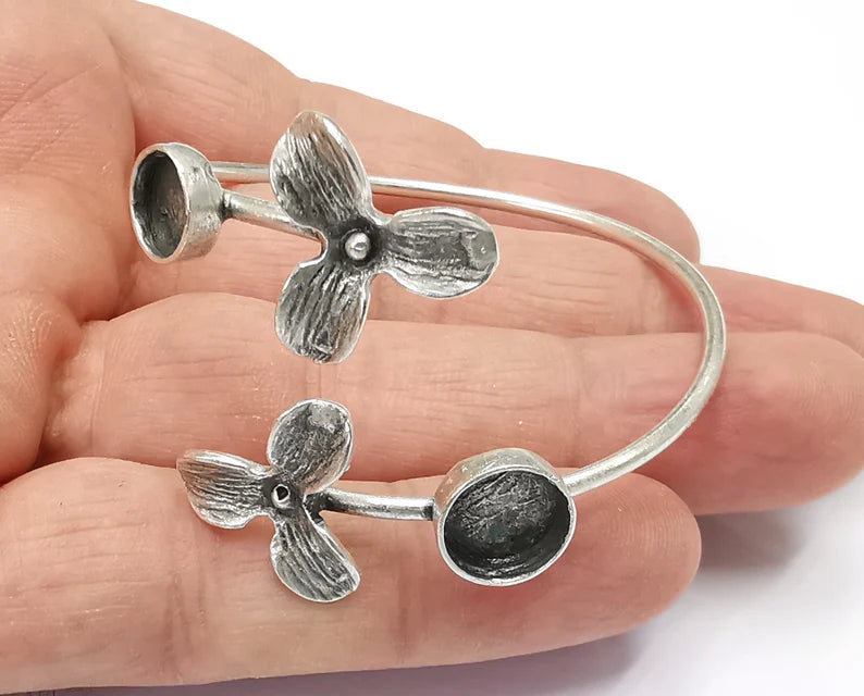 Flowers Silver Bracelet Blank Resin Cuff Dry Bezel Cabochon Base Adjustable Antique Silver Plated Brass (10-8mm Blanks) G26826