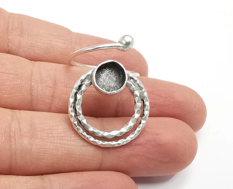 Wrap Textured Silver Ring Setting Blank Cabochon Mounting Adjustable Ring Base Bezel Antique Silver Plated Brass (8mm) G26835